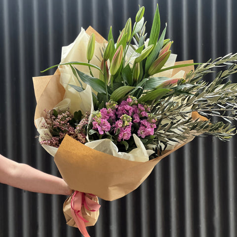 Bundle of blooms